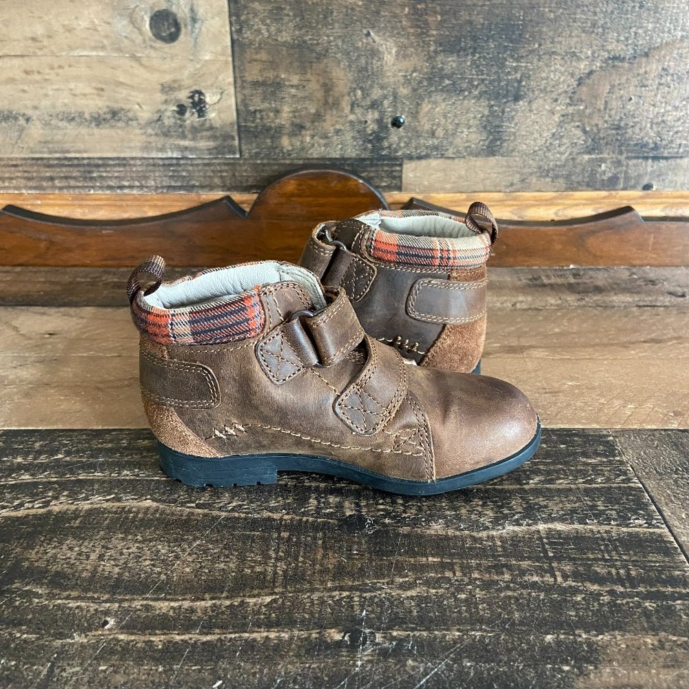 Clarks Baby Brown Leather Flannel Trim Boot Shoe Size 6 Hook & Loop